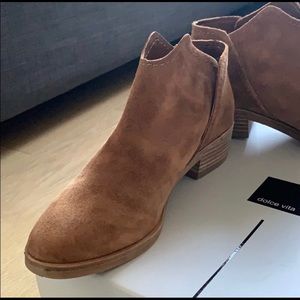 Dolce Vita Trist booties, size 7